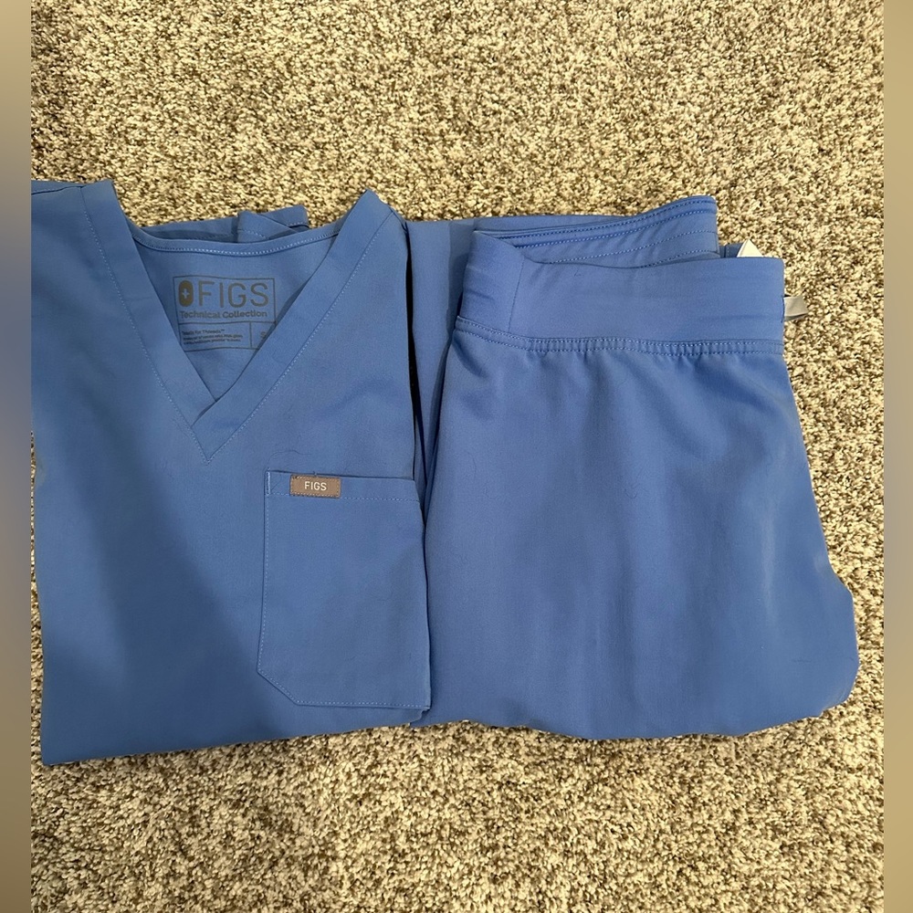Figs scrub set